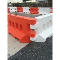 Urgent 1000km Delivery of Safety Barriers