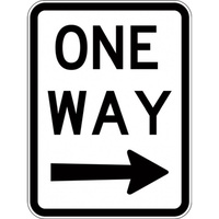 R2-2- One Way - Right Arrow- Class 1 Reflective - 450mm x 600mm